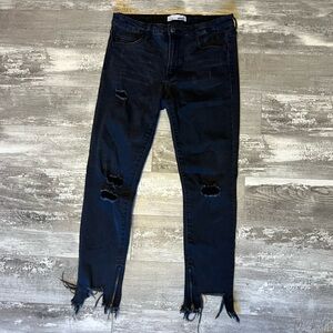 Vervet Black Distressed Jeans